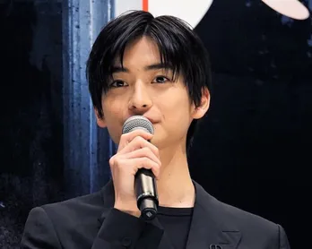 前田旺志郎＆前田拳太郎、高橋文哉の顔で“星”を完成させる仲良しショットに「わちゃわちゃ最高」＜女神の教室＞