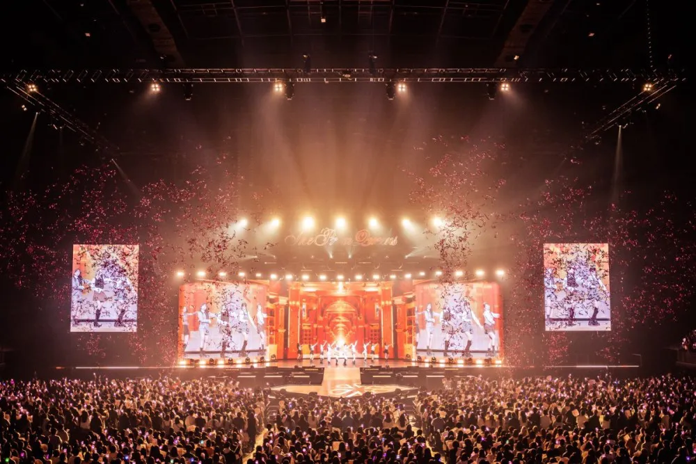 「IVE THE FIRST FAN CONCERT “The Prom Queens” IN JAPAN」より