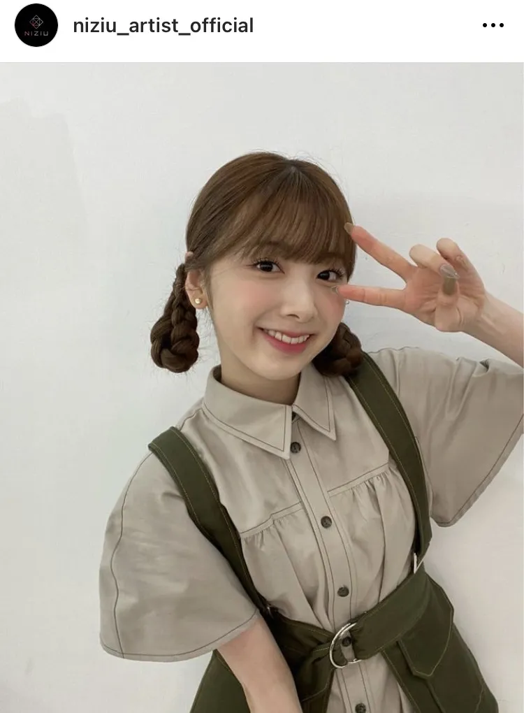 ニジュー　ミイヒ　ユニフォームM ヘアバンドMIIHI Tシャツ NiziU ニジュー ミイヒ ユニフォームM ヘアバンドMIIHI Tシャツ NiziU