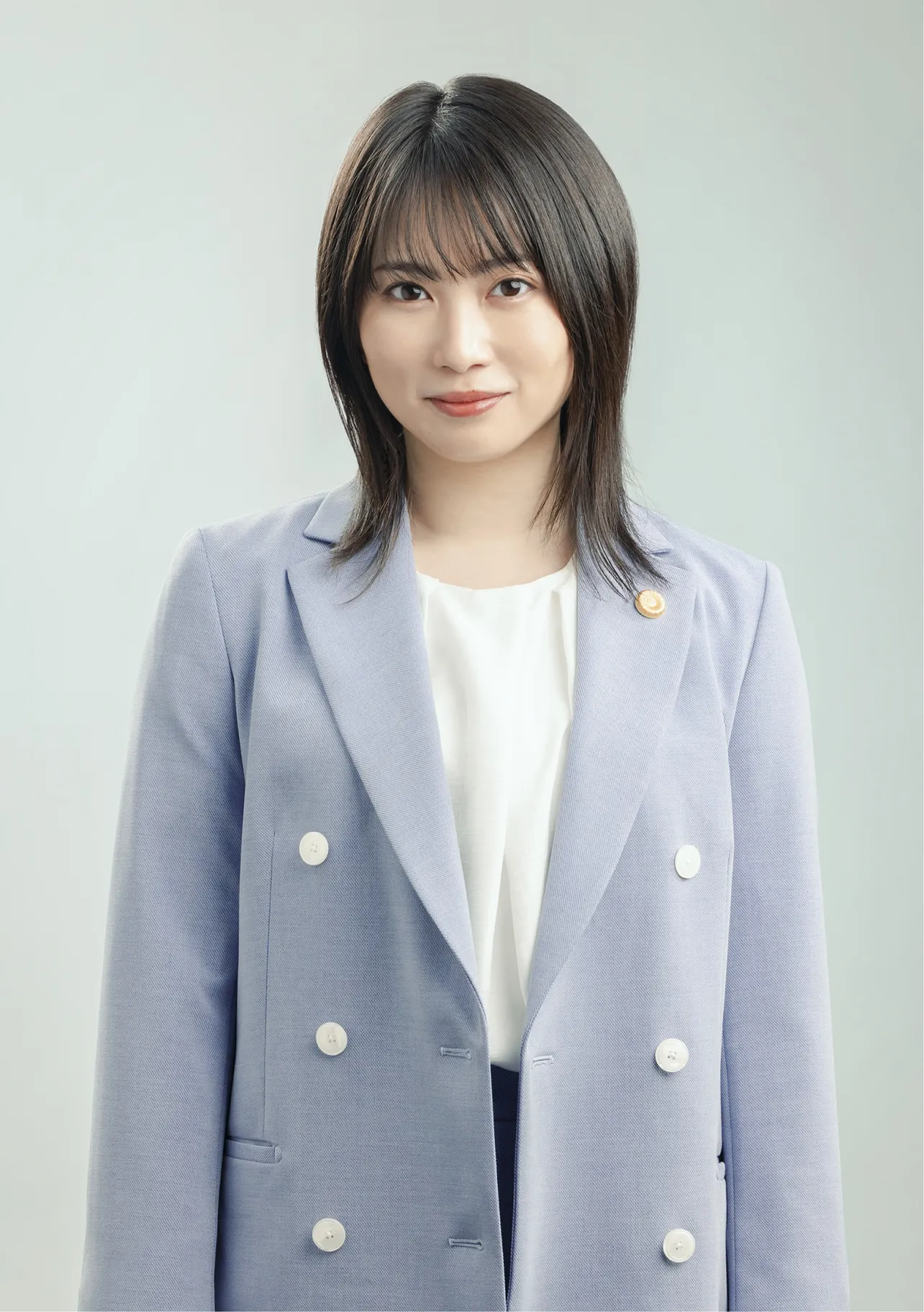 トラウマを抱えた女性弁護士・神楽蘭を演じる志田未来は、「20代最後の作品として、今作に参加させていただけることがとても光栄です」と意気込みを