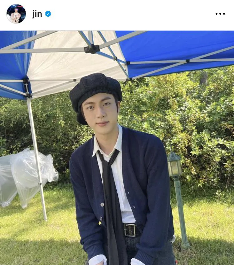  ※JINオフィシャルInstagram(jin)より