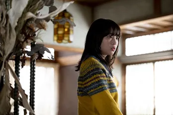 広瀬すず“空豆”、松雪泰子“塔子”の誘いに戸惑う「コレクションやりましょう、パリで」＜夕暮れに、手をつなぐ＞