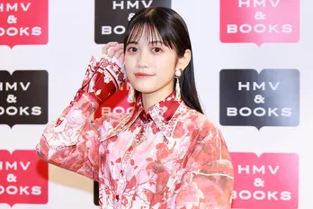 小泉萌香、初写真集に満足げ「完璧な写真集に仕上がった」