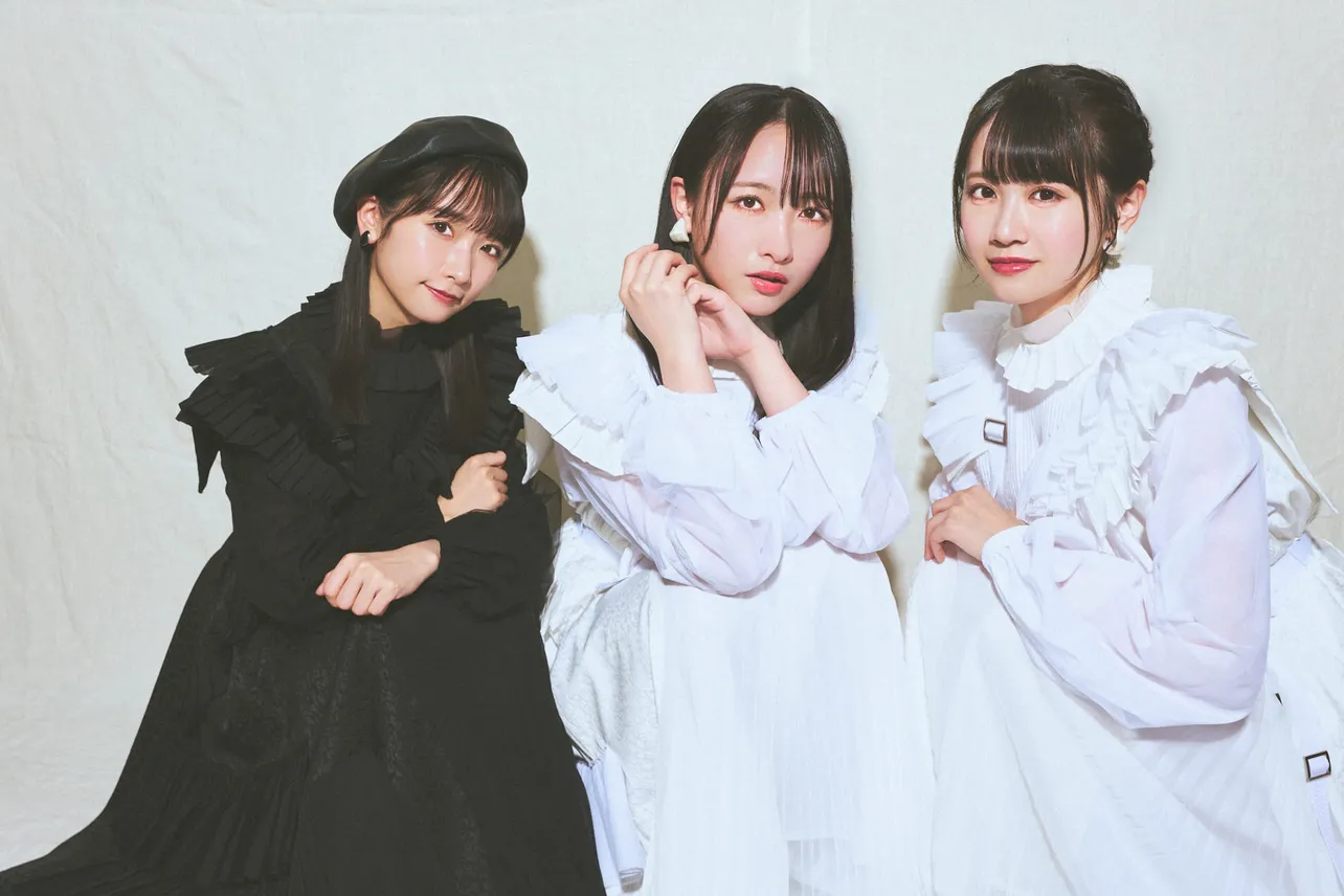 (左から)STU48・高雄さやか、石田千穂、中村舞