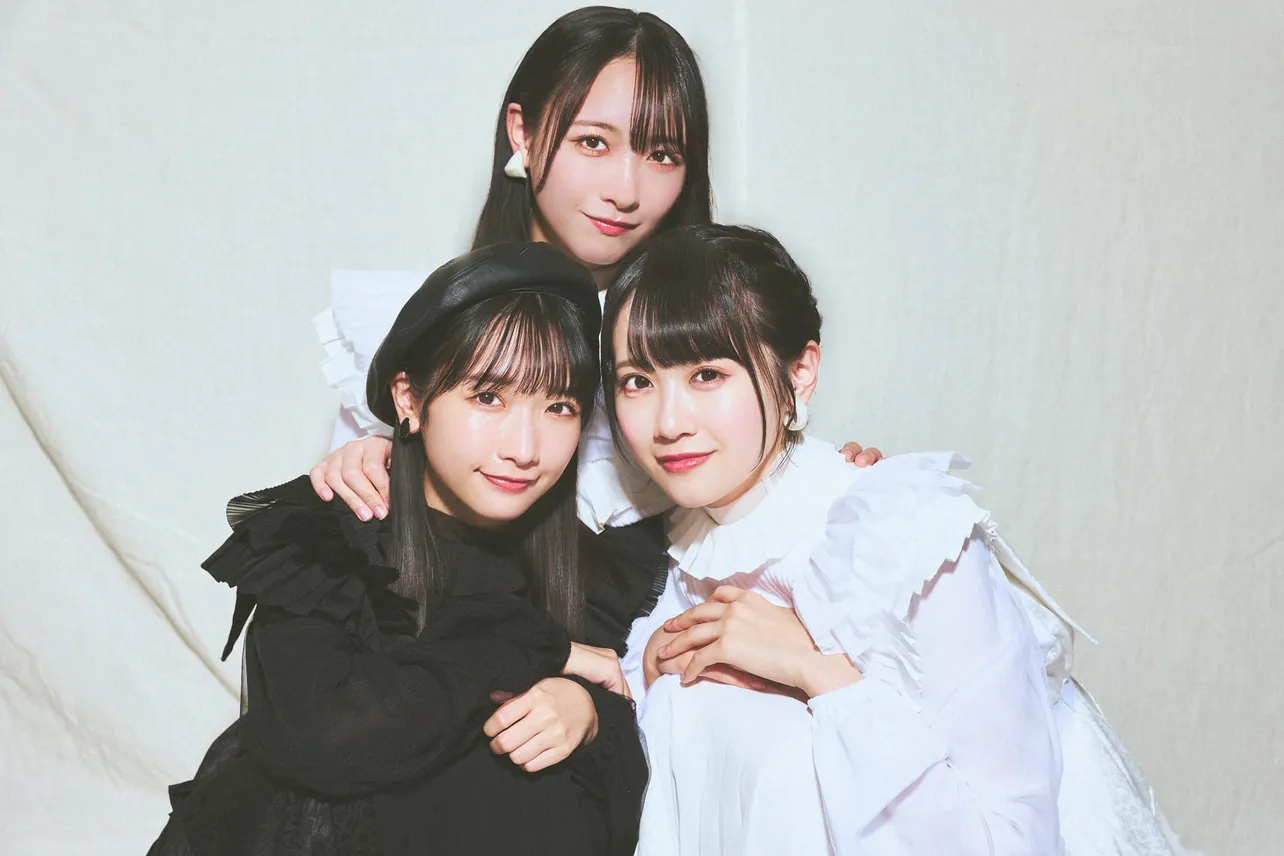 (左から)STU48・高雄さやか、石田千穂、中村舞