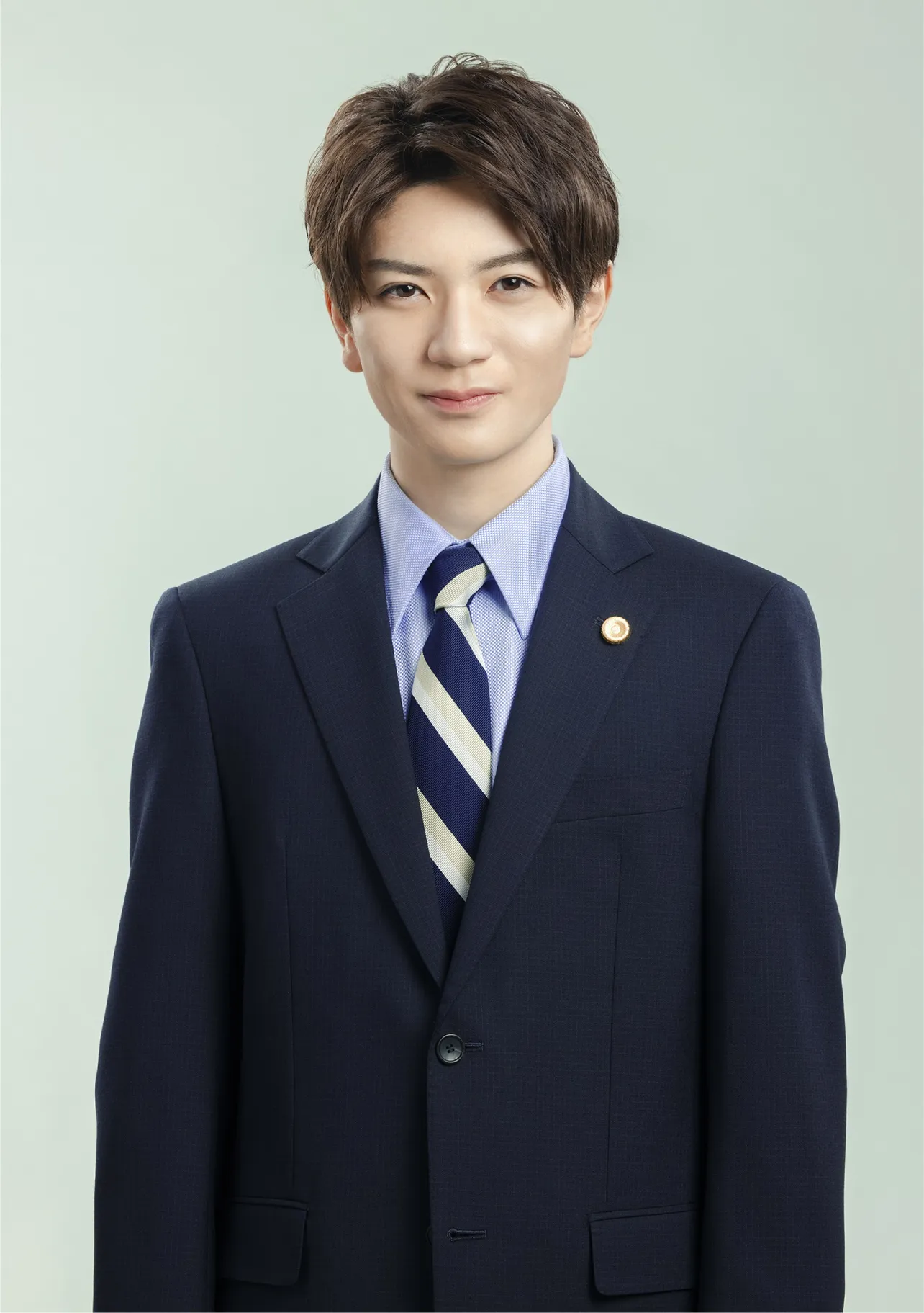 日本テレビ系新ドラマ「勝利の法廷式」で、HiHi Jets・高橋優斗が新人弁護士役に挑戦