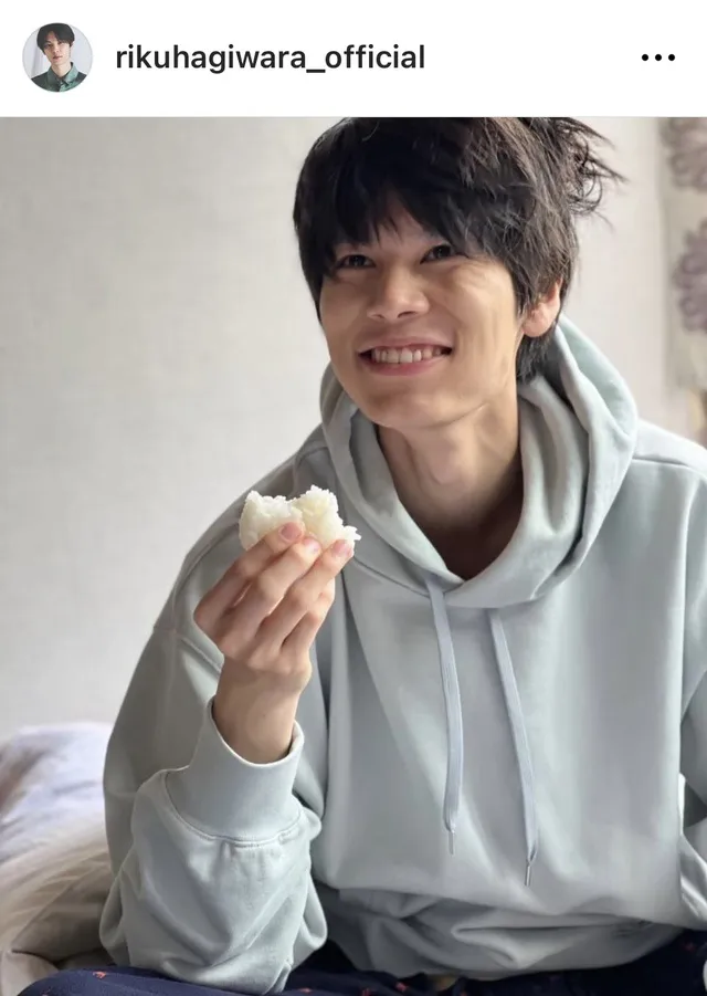 画像・写真 萩原利久、八木勇征への写真集お渡しカットに「ゆせうれし