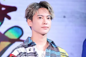 三山凌輝“榊田”、青木柚“市松”の膝枕で眠る姿に「寝顔が天使」「寝てるのにかっこいい」の声<往生際の意味を知れ!>