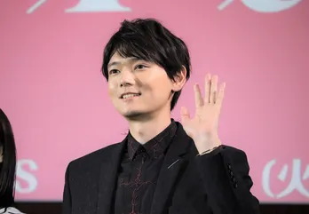 古川雄輝、“惚れる…”タキシードできめたショットに「かっこよすぎて言葉が出ない」「素敵」の声