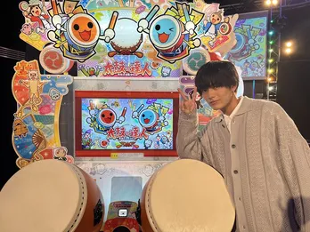 ABEMA<今日好き。グアム編>参加“無冠の太鼓の達人”植村颯太『THE神業チャレンジ』で「画面隠し」&「双打」に挑戦