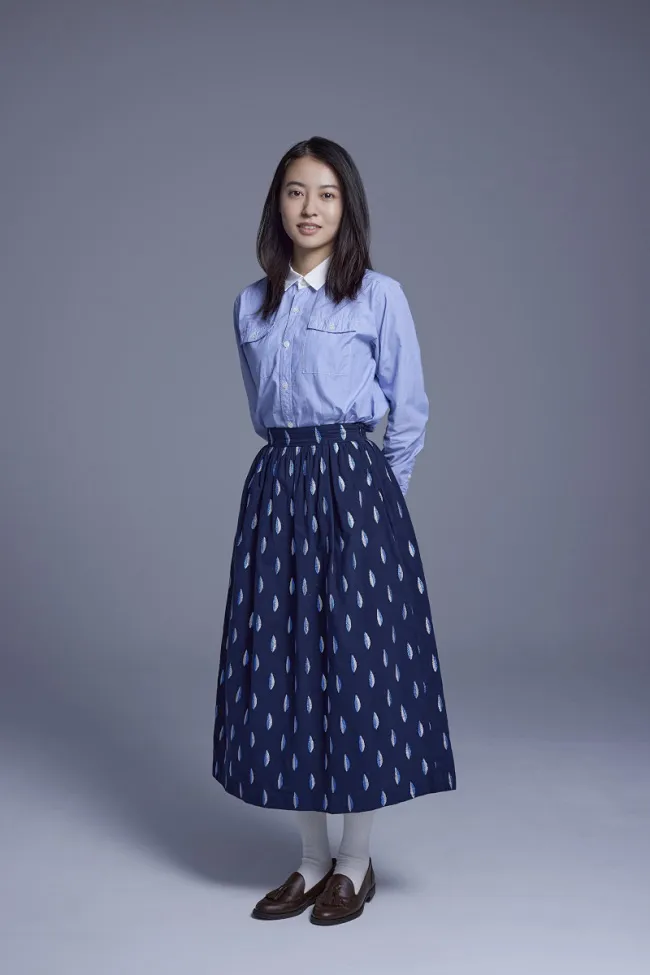 【写真】“美くびれ”際立つ…田辺桃子の全身ショット