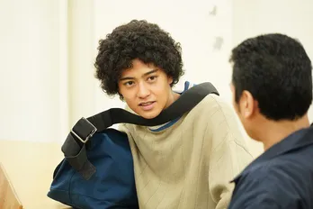 高橋海人“若林”、アフロヘアを咎める父に「個性じゃねーのかよ！」とブチギレ　2週連続でトレンド1位に＜だが、情熱はある＞