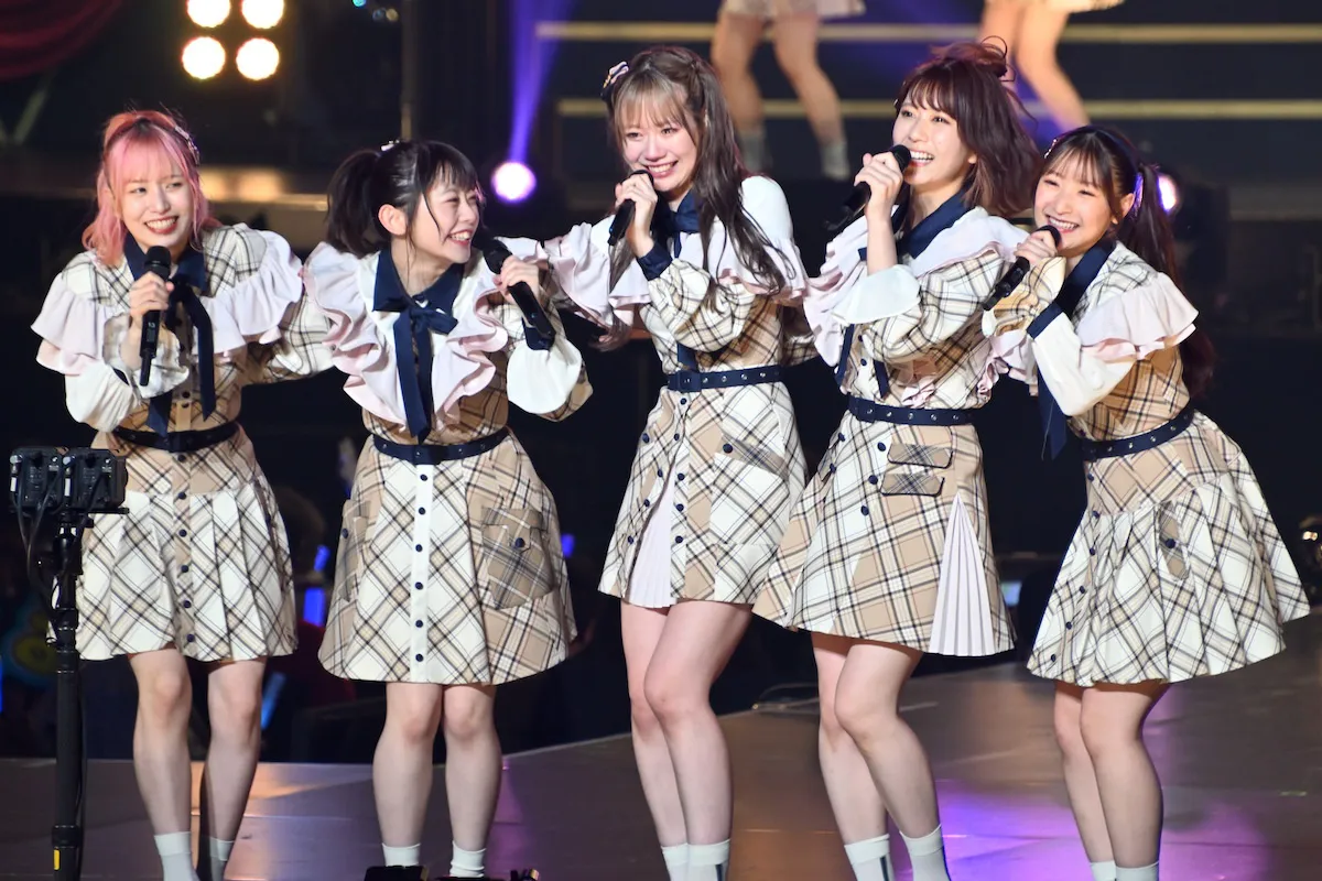 「AKB48 チーム8 春の総決算祭り 9年間のキセキ 夜の部」より