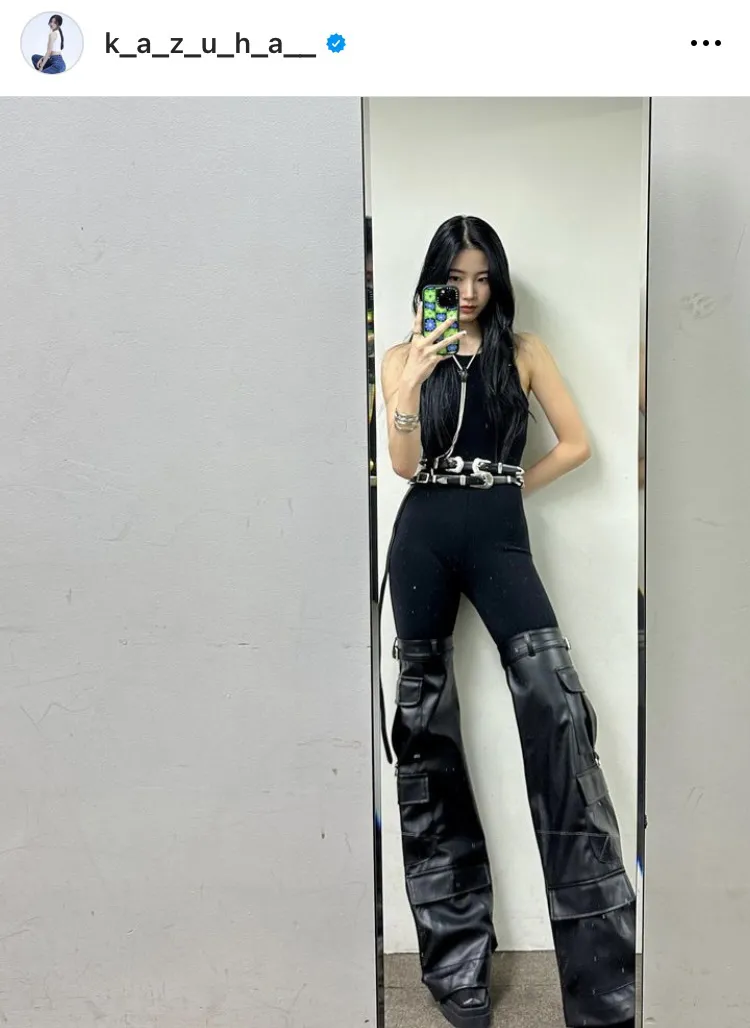 画像・写真 “脚が長すぎる…”LE SSERAFIM・カズハ、9頭身が際立つ