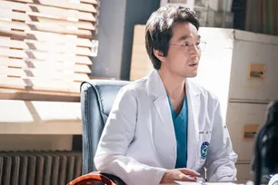 初回の患者は“脱北者”…韓国で大ヒットの医療ドラマ 衝撃の幕開け＜浪漫ドクター キム・サブ3＞