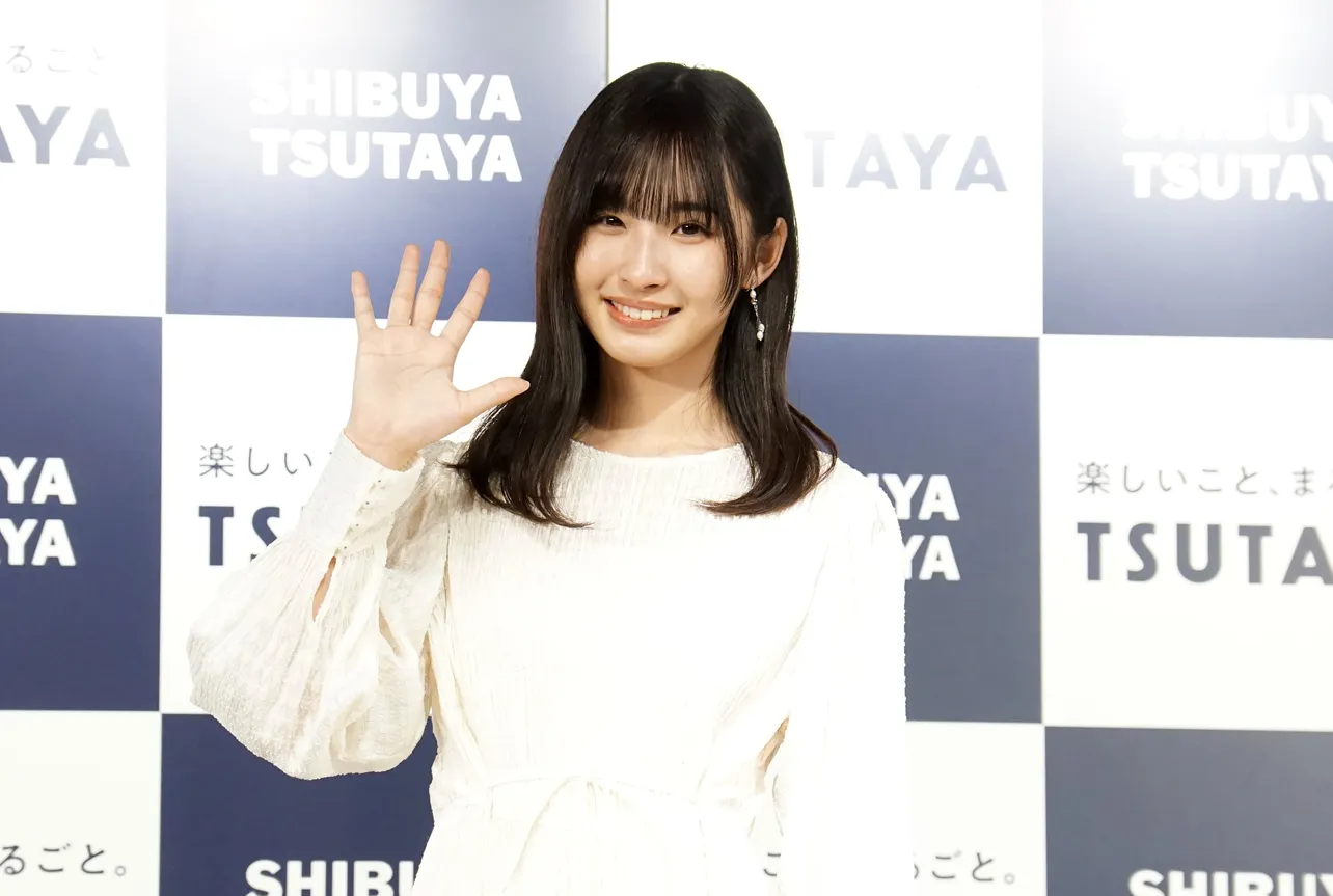 【写真】「夢がかなってうれしい」と語るSTU48・沖侑果