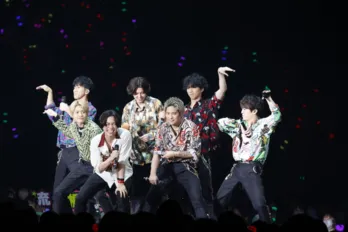 「俺たちが…ジャニーズWEST!!!!!!!」 誰一人置いていかない…それがジャニーズWESTのステージ! 〈ライブリポート〉