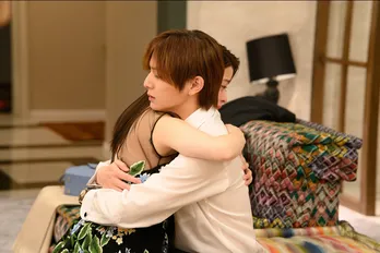 橋本環奈“綾華”と山田涼介“東郷”の間に生まれつつある本当の愛、だが暗雲が漂う展開に＜王様に捧ぐ薬指＞