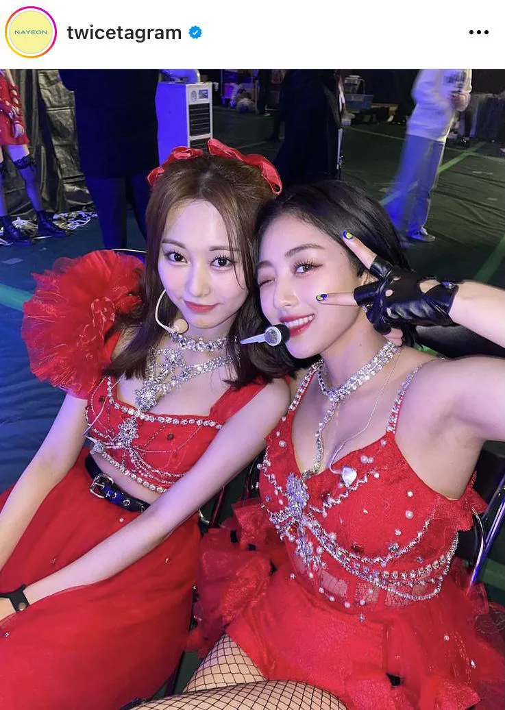 画像・写真 TWICE・ジヒョ、胸元ぎりぎりの”バレリーナ”衣装で至高の