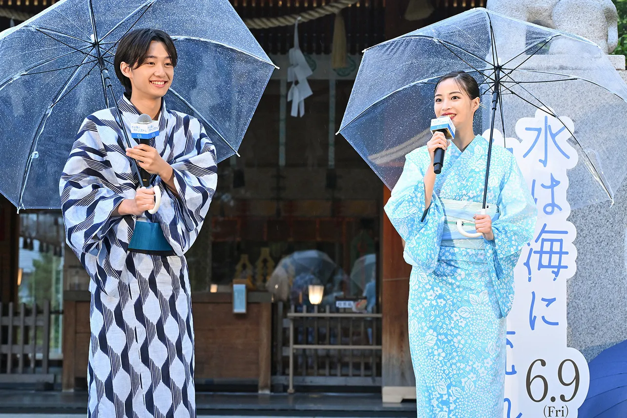 映画「水は海に向かって流れる」公開直前ヒット祈願イベントより