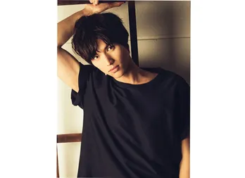 福士蒼汰、BTS・SUGAのライブは“雨の中で雷に撃たれたよう” 驚きの2ショットにファン歓喜