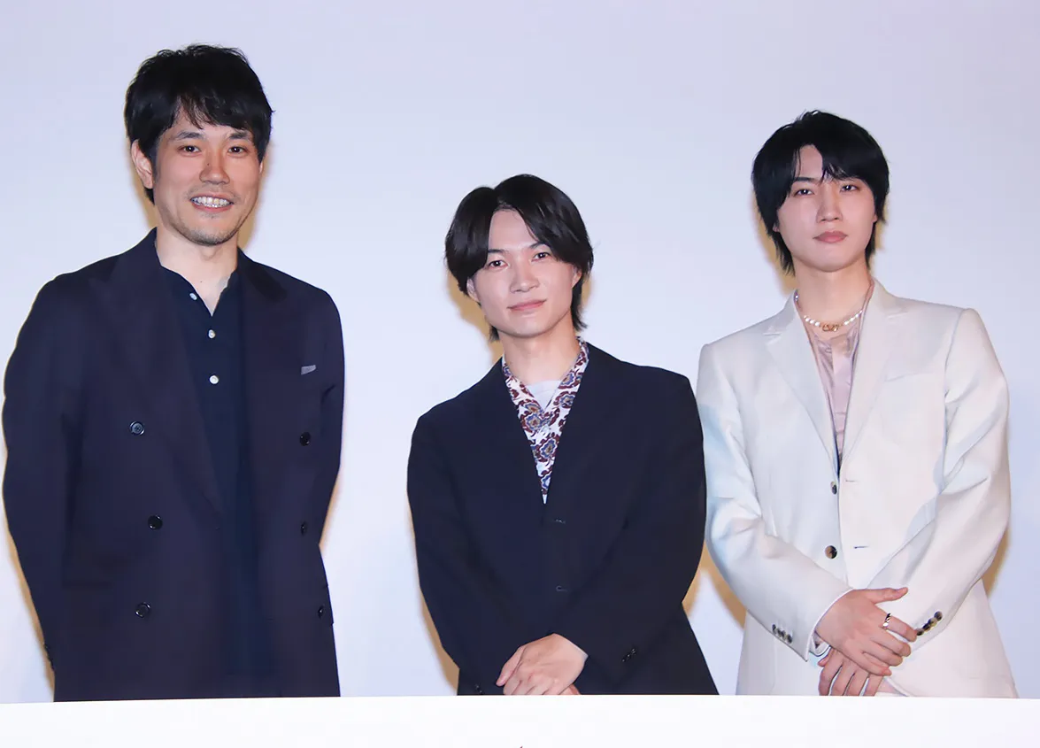 映画「大名倒産」公開直前イベントに登壇した松山ケンイチ、神木隆之介、桜田通(写真左から)
