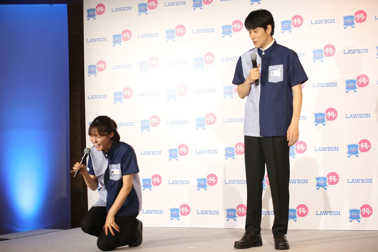 方言でトークをする場面で松山ケンイチがうまくしゃべることができず、王林が笑い崩れる