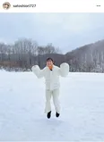 佐藤栞里、一面の雪景色に飛び跳ねて大喜び