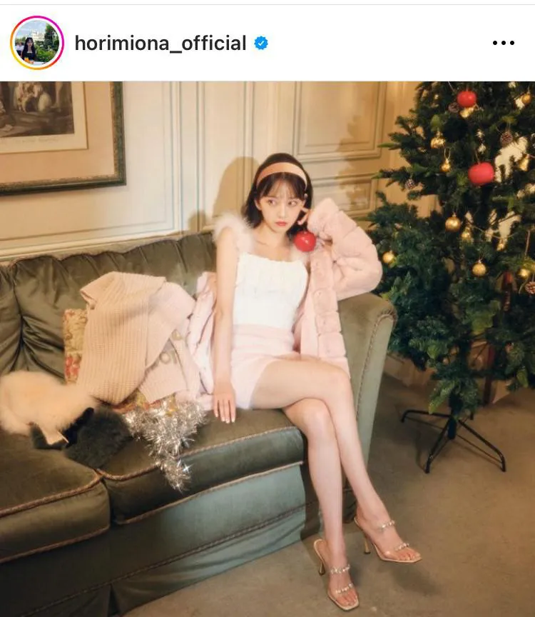 ※堀未央奈オフィシャルInstagram(horimiona_official)より