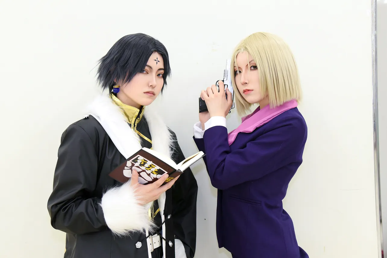 「HUNTER×HUNTER」クロロ＝ルシルフル／アミさん(写真左)、パクノダ／ムギさん(写真右)