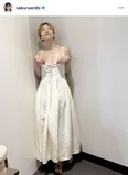 安藤サクラ、胸元ざっくりドレスでヘルシーな色気放つ　「着こなすのが素晴らしい」「理想の女性です」と反響続々