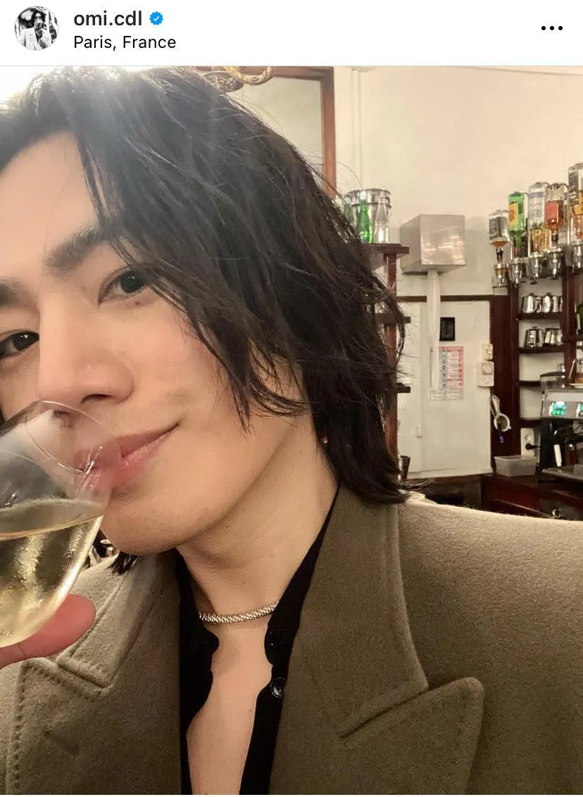 画像・写真 OMIこと登坂広臣、麗しい…ハーフアップの自撮りショットに