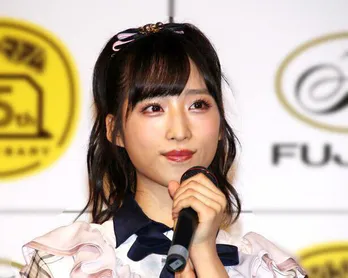 小栗有以、太ももから足先まで透明感あふれる美脚を披露に「かわいさが別格過ぎ」と反響