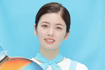 小芝風花、“お風呂上がりに飲む麦茶”を熱演「サウナ後くらいの疲労感で」