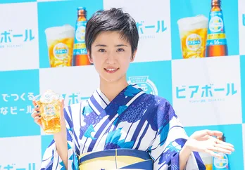 黒島結菜、髪バッサリ「人生初ここまで短くしました」ベリーショート＆浴衣姿でイベント登場