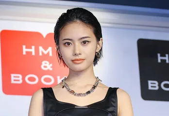 安斉星来、姉・安斉かれんから「『サインちょうだい』って言われました」“120点満点”の1st写真集発売