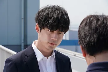 坂口健太郎“二宮”が翻ろうされ続ける、染谷将太“椎名”が追うアプリの謎<CODE-願いの代償->