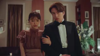 菊池風磨“匠”「絶対バレんじゃねえぞ」パーティーで長濱ねる“八重”を初お披露目＜ウソ婚＞