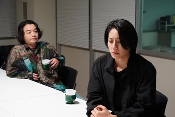 染谷将太“椎名”や堀田真由“咲”も出演、本編をつなぐオリジナルストーリー「CODE-代償への扉-」Huluで独占配信決定