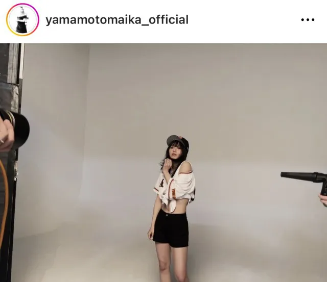 ※山本舞香公式Instagram(yamamotomaika_official)より