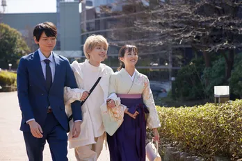 堀田茜“美咲”「2人をあきらめたくない」「同時にみんなのこと好きに」新たな道を見つけ三角関係に終止符＜私と夫と夫の彼氏＞