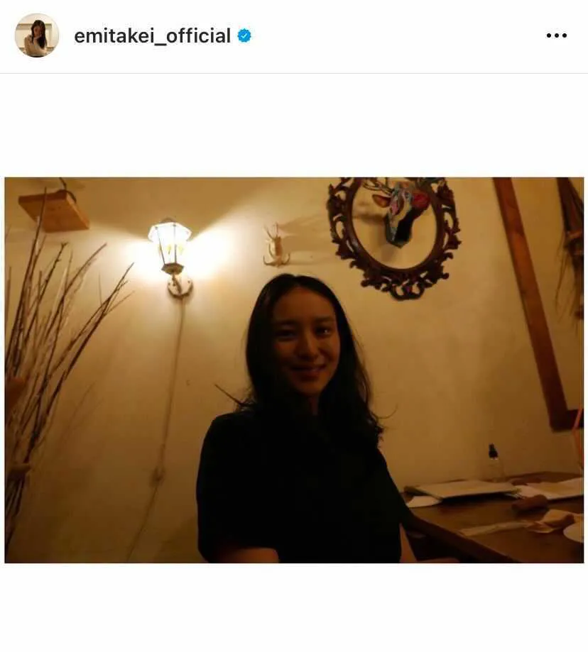 ※画像は武井咲オフィシャルInstagram(emitakei_official)より