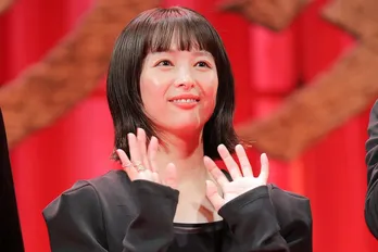 清野菜名&杏、“笑顔が眩しい”2ショットに「2人ともママなのが信じられない」「夢の共演!」