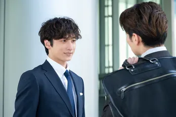 小関裕太“仁科”、武田航平“坂本”に「秘密」の証拠をつかまれ追い詰められる<癒やしのお隣さんには秘密がある>