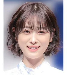 高橋ひかる、大人っぽい黒の浴衣も着こなす姿に「地球上で一番浴衣が似合う」の声