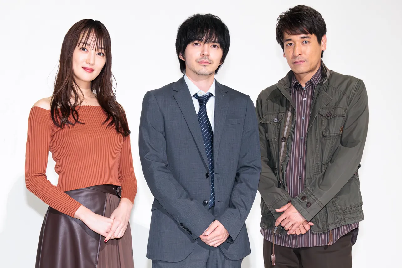 U-NEXT制作ドラマ「MALICE」囲み取材に出席した高梨臨、林遣都、佐藤隆太(写真左から)