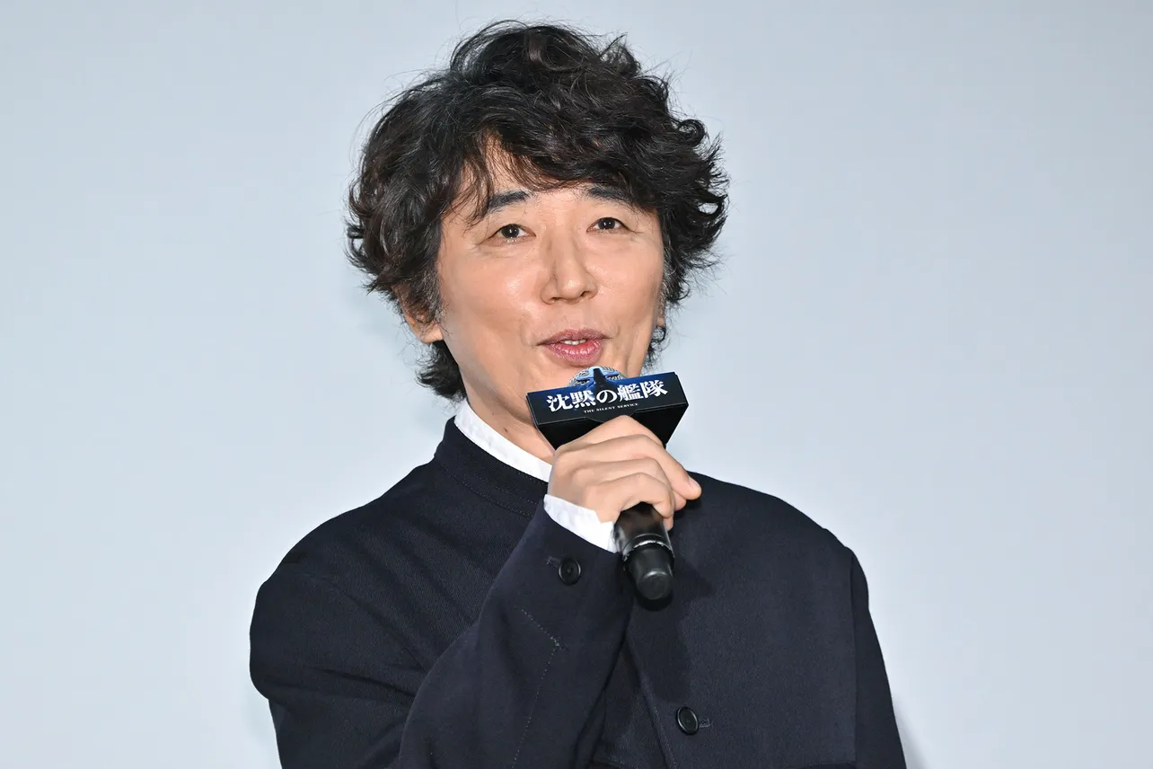 ユースケ・サンタマリアが映画「沈黙の艦隊」完成披露舞台あいさつに登壇