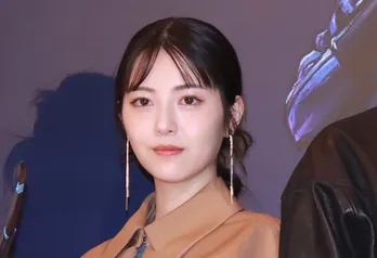 人間ドックを今年中に…浜辺美波、“焼き肉の日”に23歳の誕生日を報告し祝福の声殺到