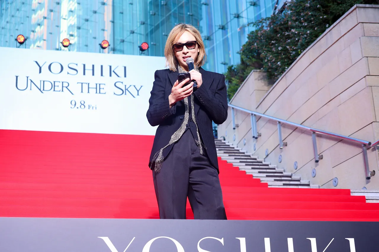 YOSHIKI