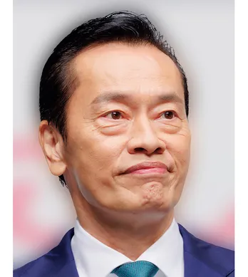 「お茶目な所もサイコーに素敵」遠藤憲一のインスタに投稿した写真にファンほっこり